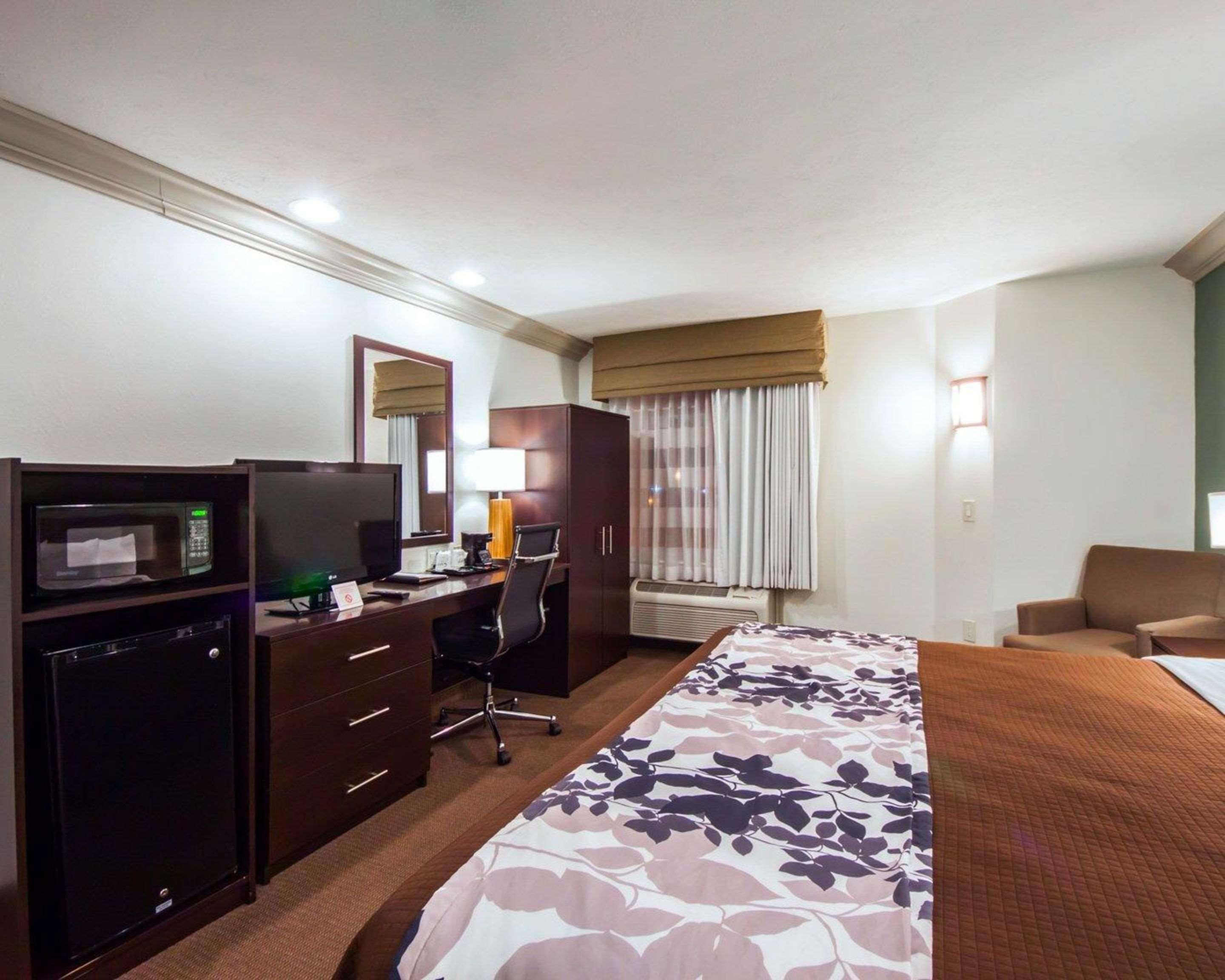 Sleep & Near University Hotel 3*