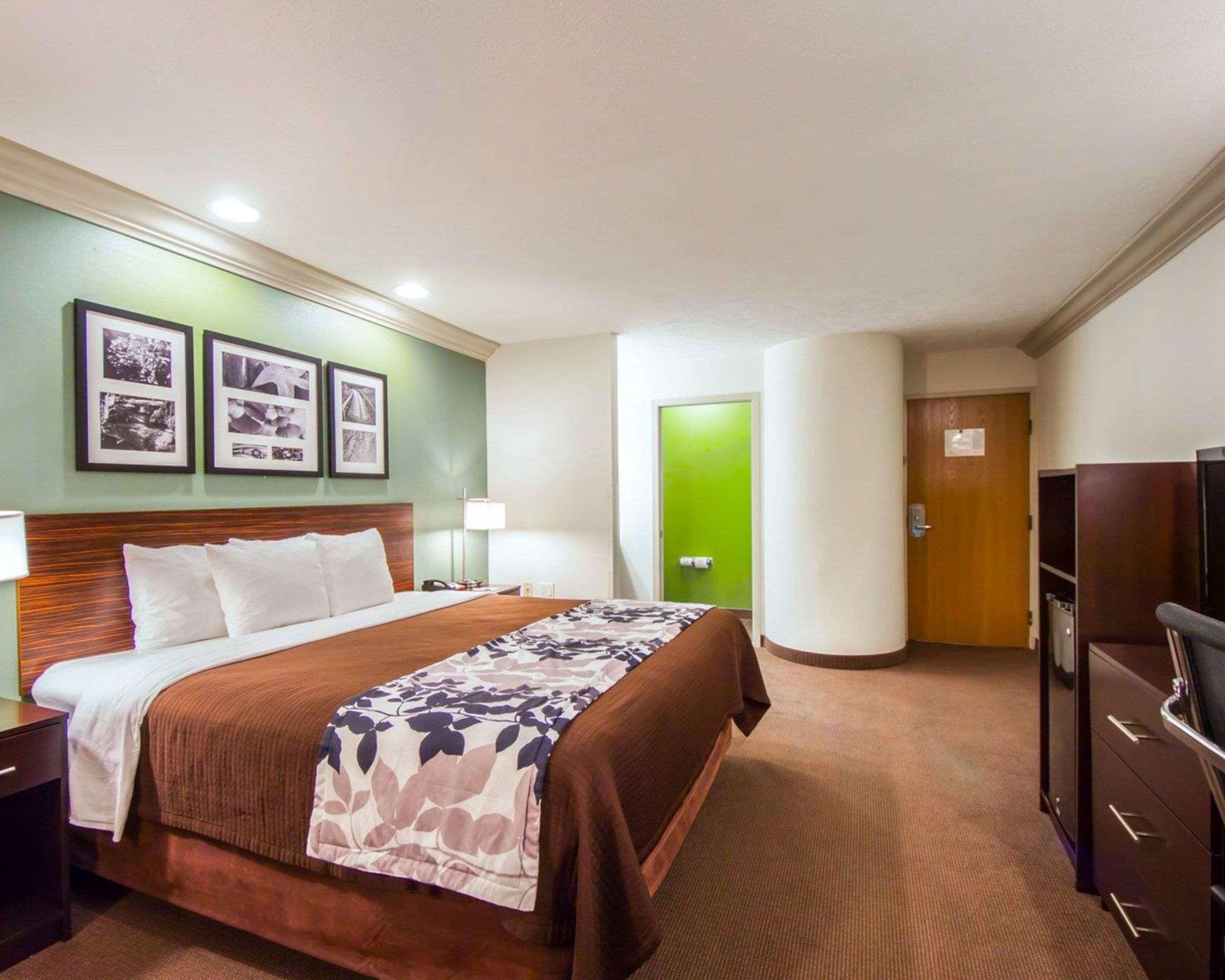 Hotel Sleep & Near 3*