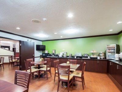 Sleep & Near Hotel 3*
