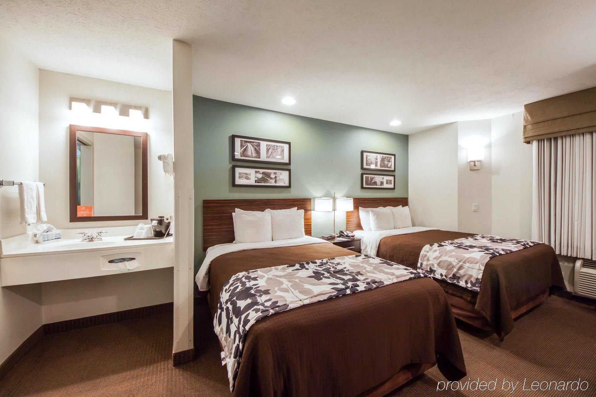 Sleep & Near Hotel Edmond