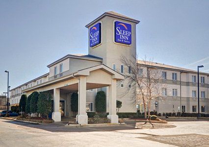 Sleep & Near Hotel Edmond