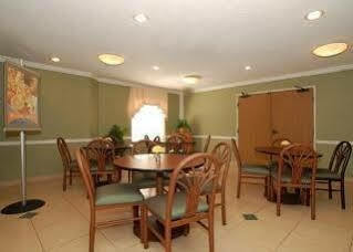 Sleep & Near Hotel 3*